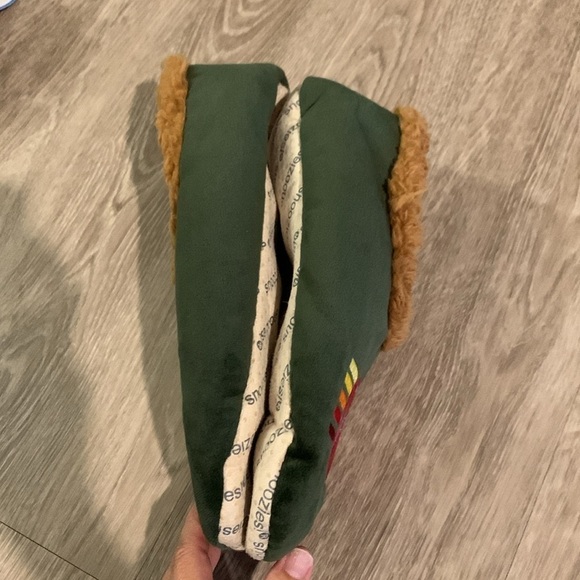 Fantasy Football Snoozies bedroom shoes slippers slip-Ons size 9/10 Loafers NWT - Picture 9 of 15